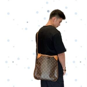 Louis Vuitton Monogram Shoulder Bag Excellent Condition Brown Leather Trim